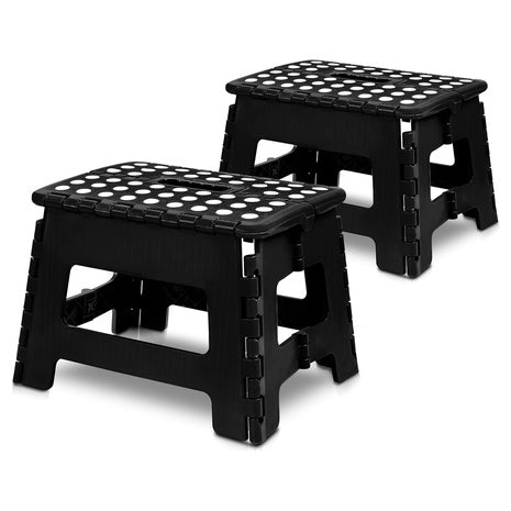 2 Folding Step Stools
