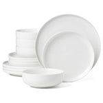 Oneida White 24 Seven Piece Dinnerware Set