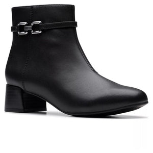 Clarks Women's Iridessa Air Booties