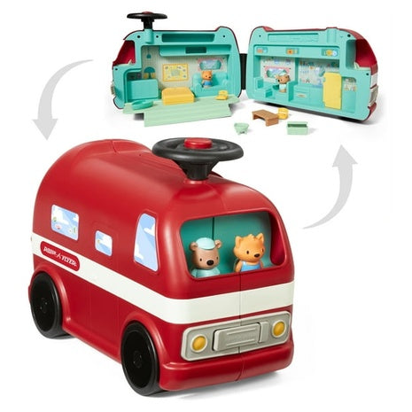 Radio Flyer Ride & Play Camper Ride-On Playset