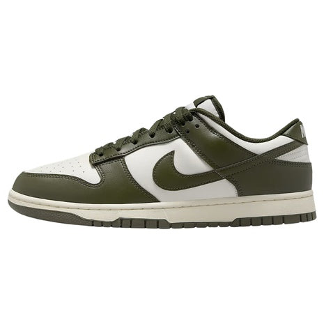 Nike Dunk Low Retro Sneakers