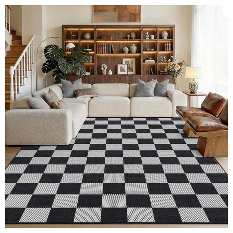 5x7 Checkered Washable Rug