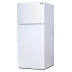 Black+Decker 18.1 Cu Ft Refrigerator Freezer with Ice Maker