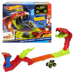 Hot Wheels Monster Trucks Snake Slam Takedown Track Set