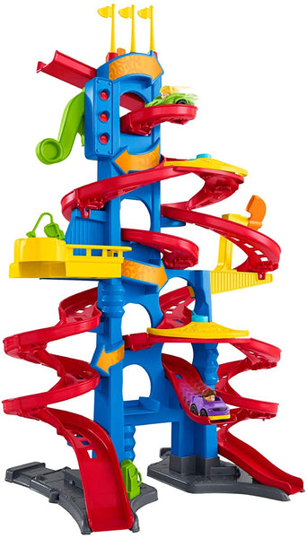 Las personitas pequeñas de Fisher-Price se turnan en Skyway