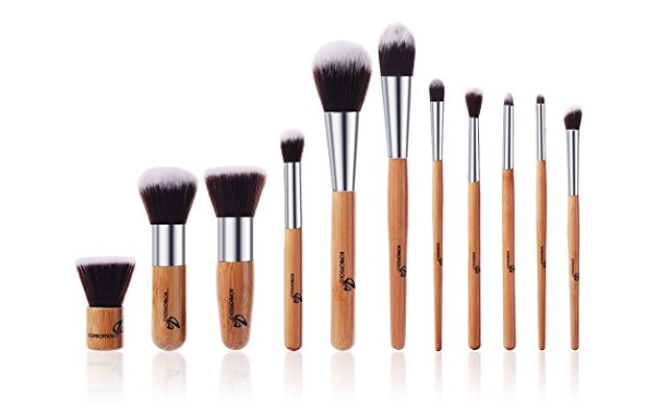 BOGO! 22 piece makeup brush set with bag