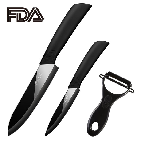 2 ceramic knives and peeler