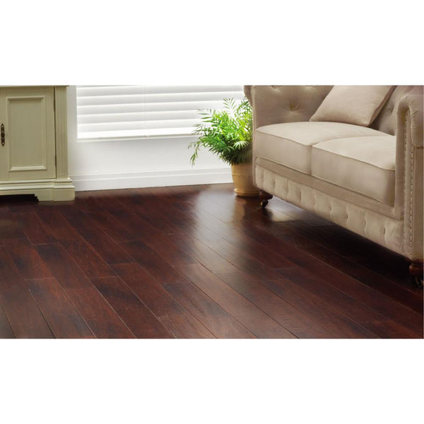 Hasta 35% de descuento en pisos seleccionados de bambú y madera noble