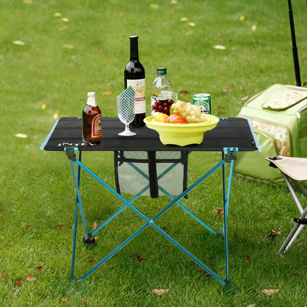 Portable picnic table with storage bag