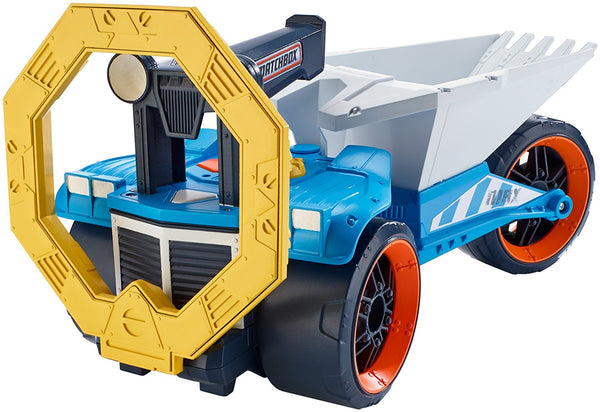 Matchbox Treasure Truck with 10 Diecast cars