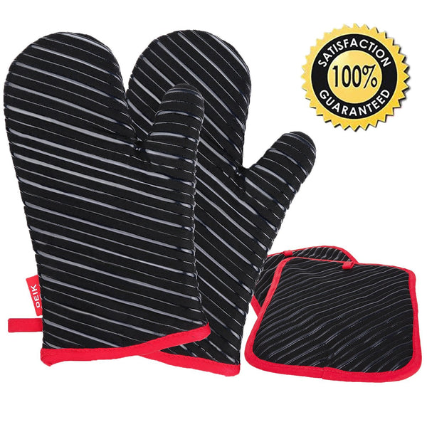 4 piece oven mitts and potholders
