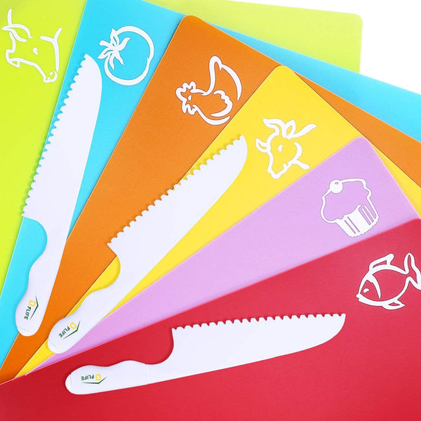 6 plastic cutting boards with 3 nylon children knives