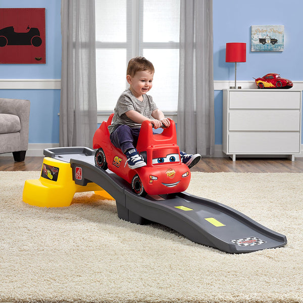 Step2 Disney Pixar Cars 3 montaña rusa para niños arriba y abajo