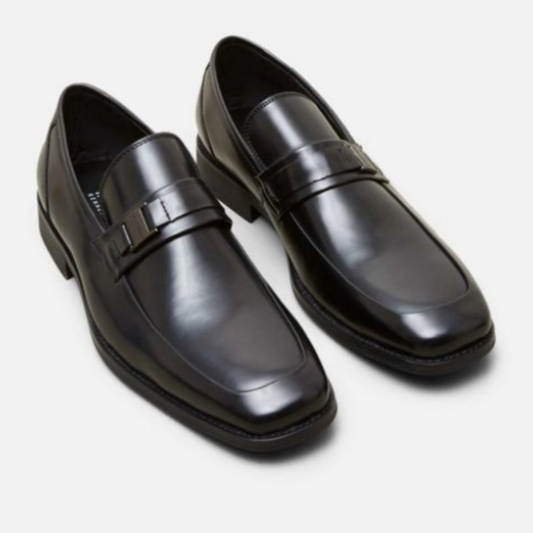 Hasta 80% de descuento en zapatos y botas Kenneth Cole para hombres y mujeres