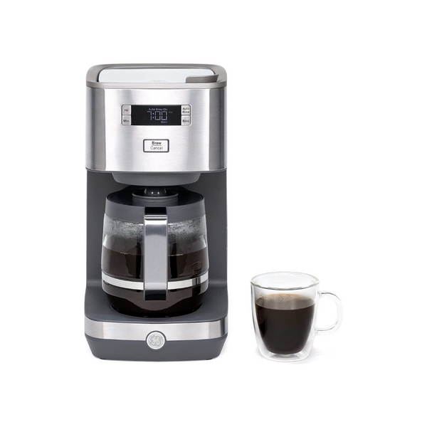 Cafetera de goteo GE con jarra de vidrio para 12 tazas y plato calentador