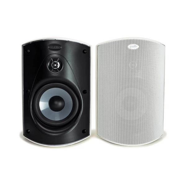 Hasta 35% de descuento en parlantes para exteriores Polk
