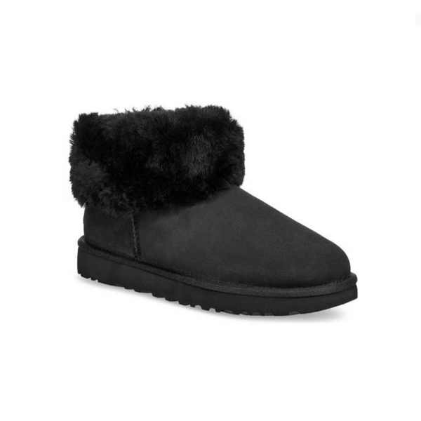 Hasta 70% de descuento en zapatos y botas UGG