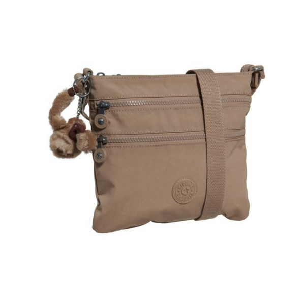 Ahorre hasta un 70% en bolsos y bolsos Kipling